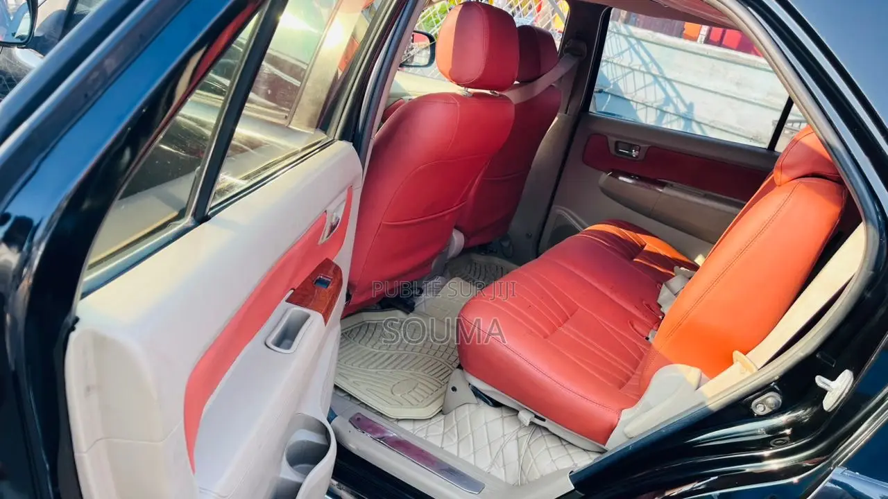 Toyota Fortuner 2013 Noir