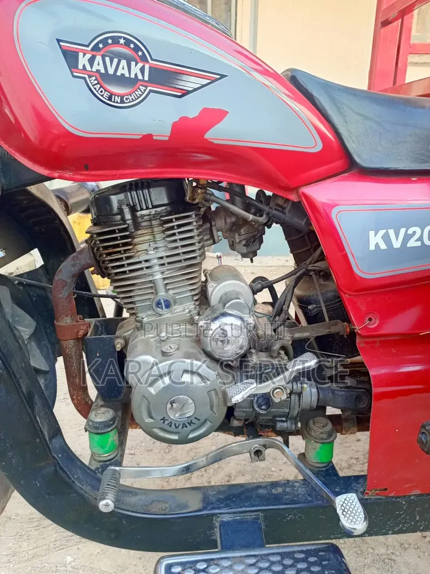 KTM Duke 125 2022 Rouge