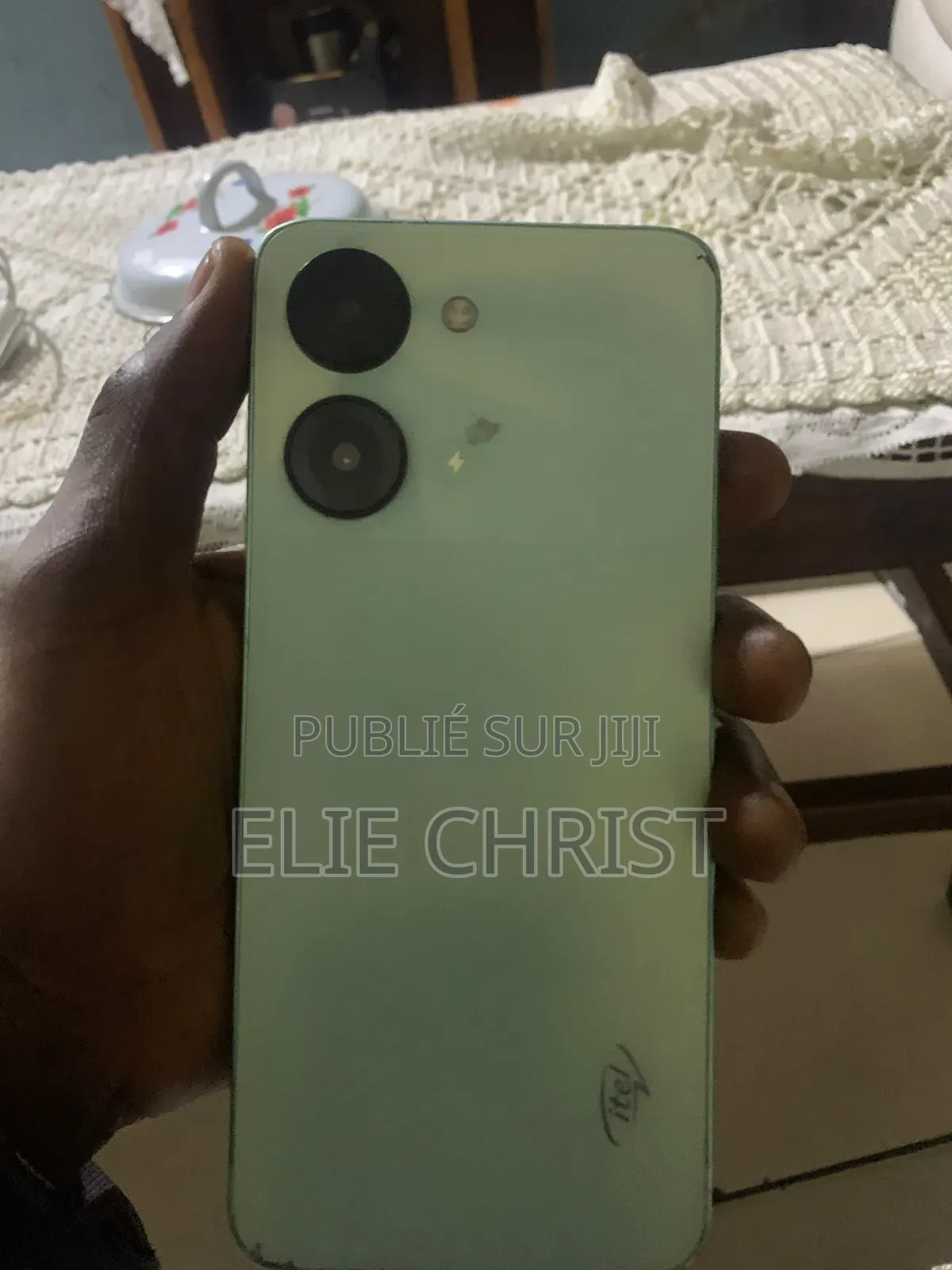 Itel P40+ 128 GB Vert