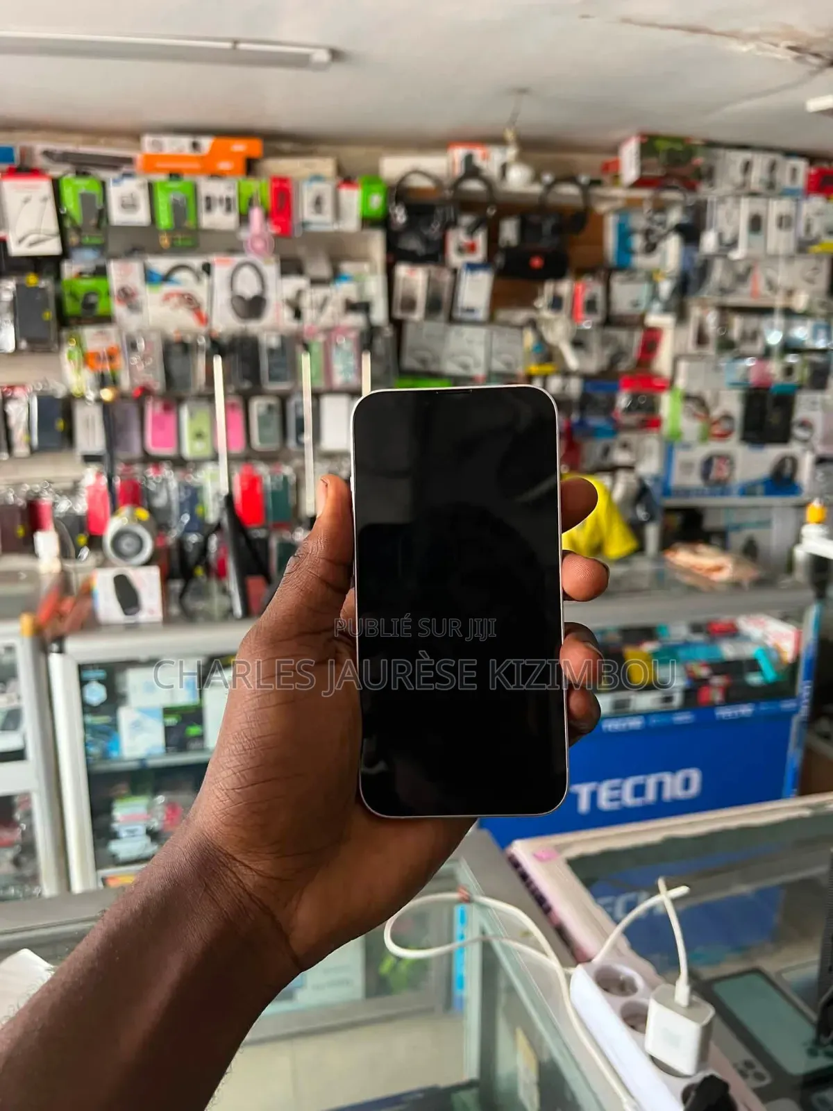 Nouveau Apple iPhone 13 128 GB Bronze