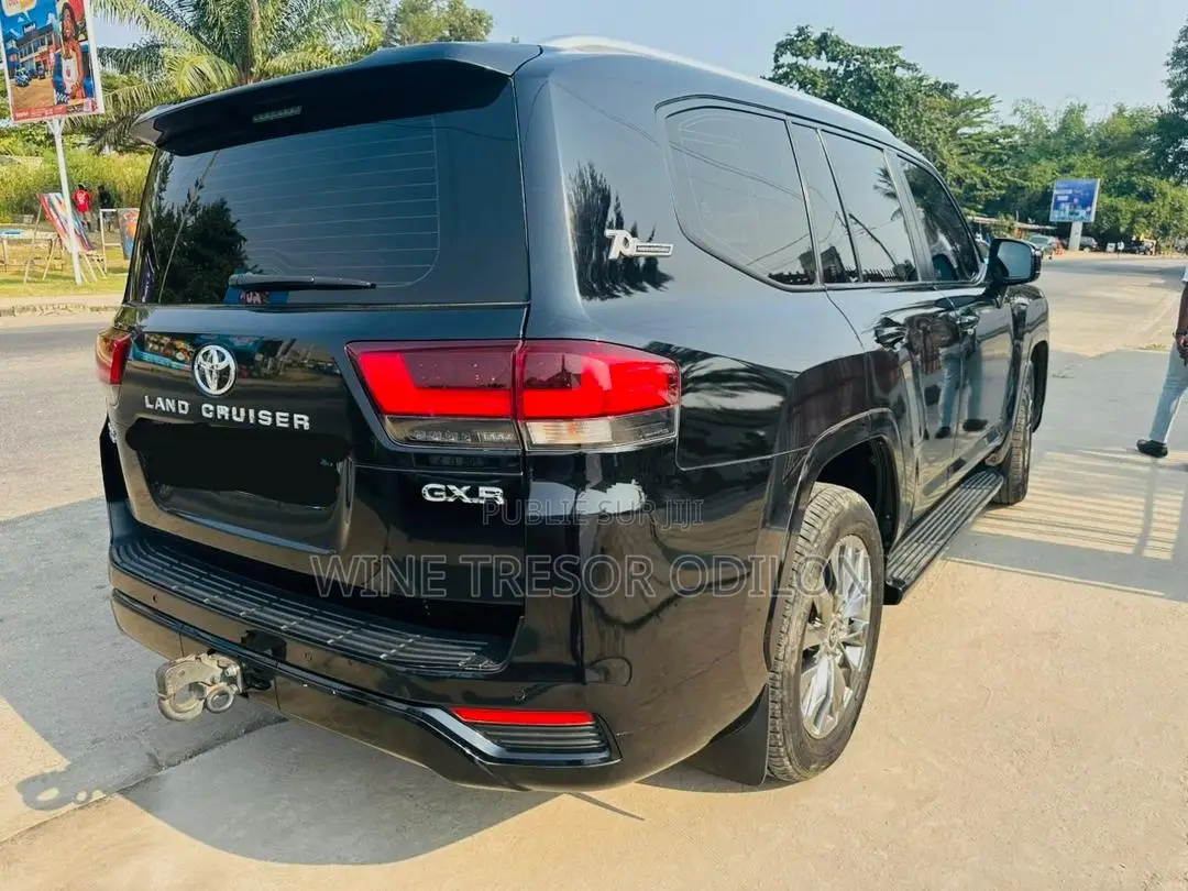 Toyota Land Cruiser LC250 2025 Noir