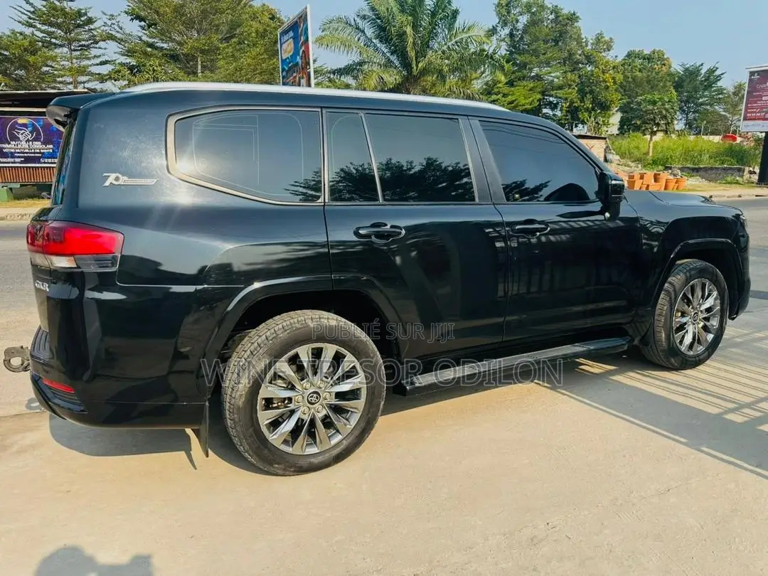 Toyota Land Cruiser LC250 2025 Noir
