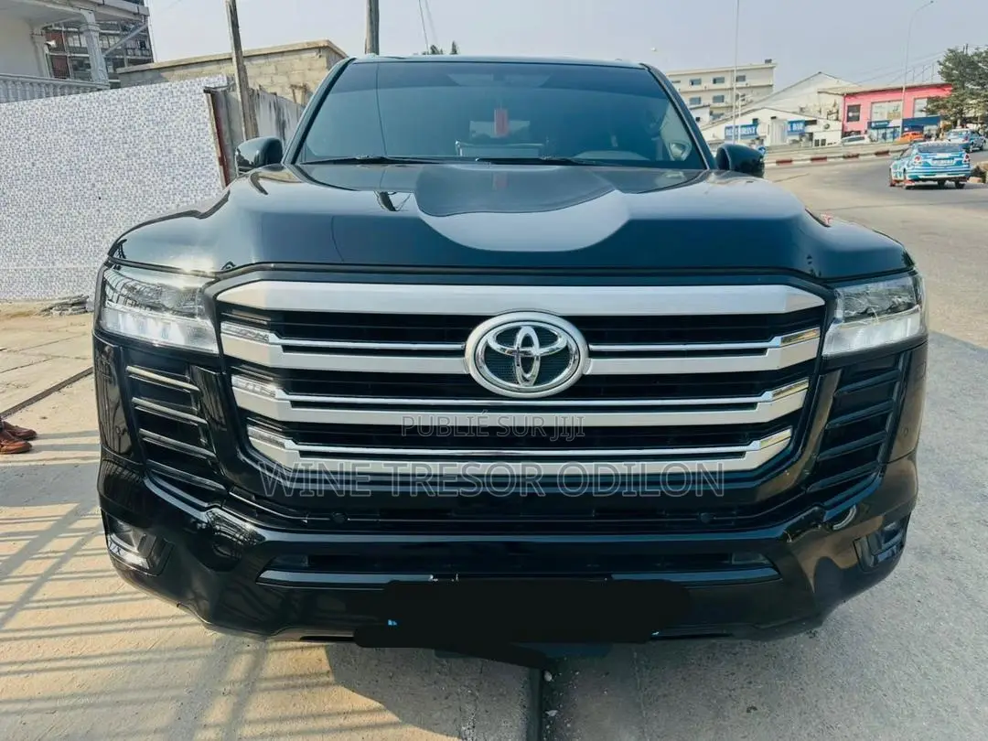 Toyota Land Cruiser LC250 2025 Noir