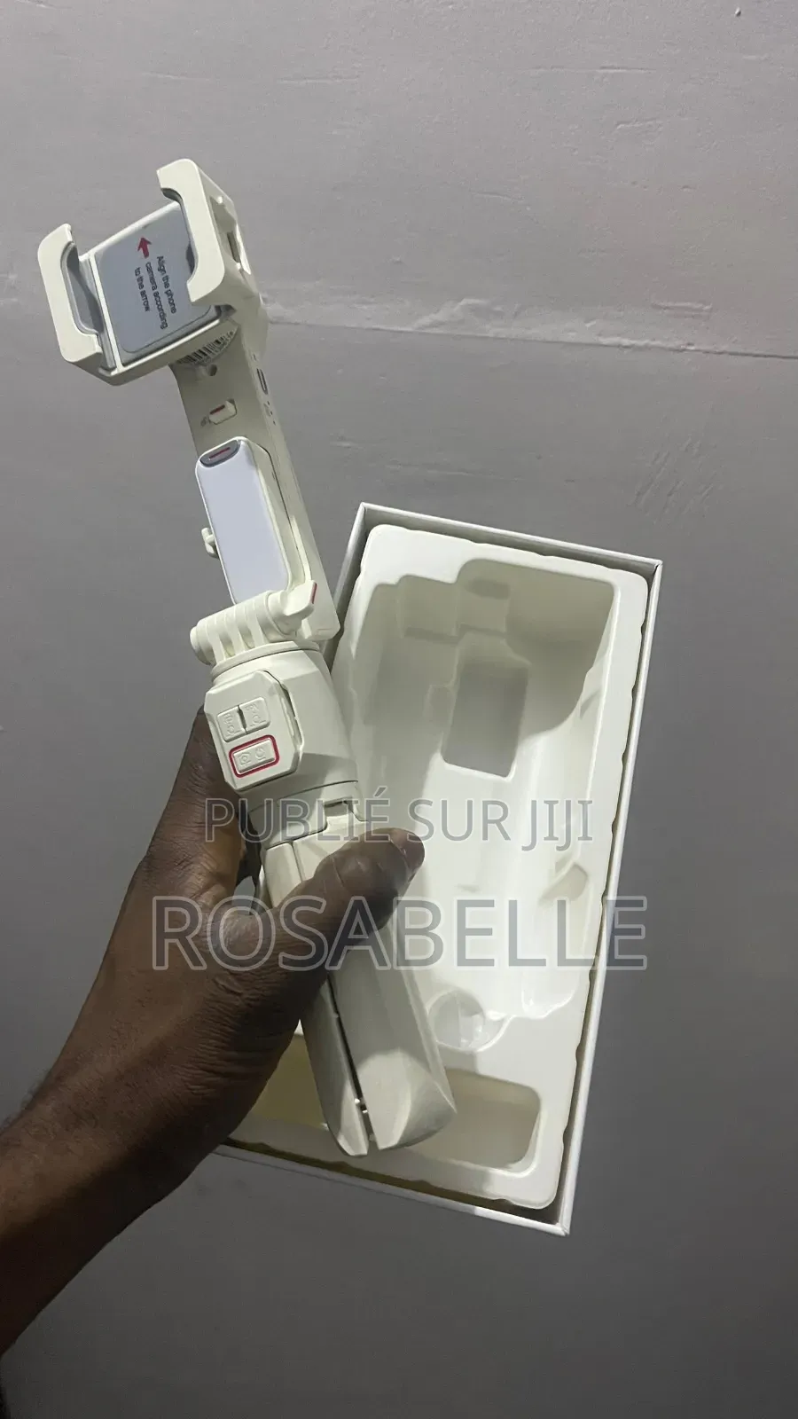 Stabilisateur Phone ( Pocket Gimbal A10 ) Avec Bluetooth Et Led