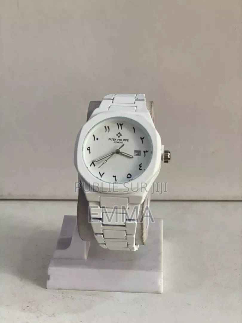 Montre De Différent Style