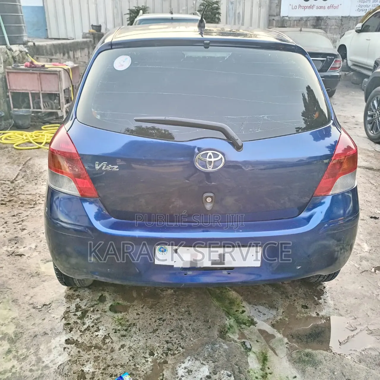 Toyota Yaris 2023 Bleu