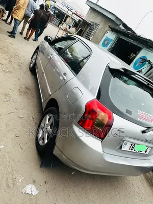 Toyota Corolla 2021 Gris
