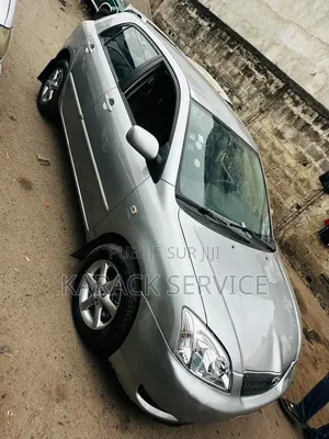 Toyota Corolla 2021 Gris