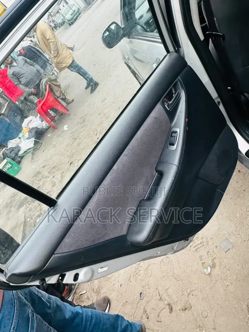 Toyota Corolla 2021 Gris