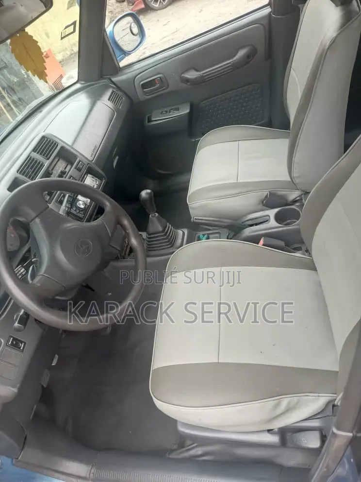 Toyota RAV4 2013 Bleu