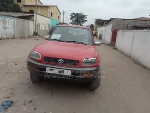 Toyota RAV4 2017 Rouge