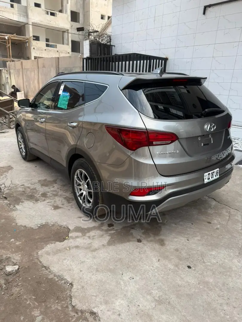 Hyundai Santa Fe 2016 Doré