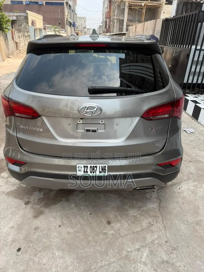 Hyundai Santa Fe 2016 Doré
