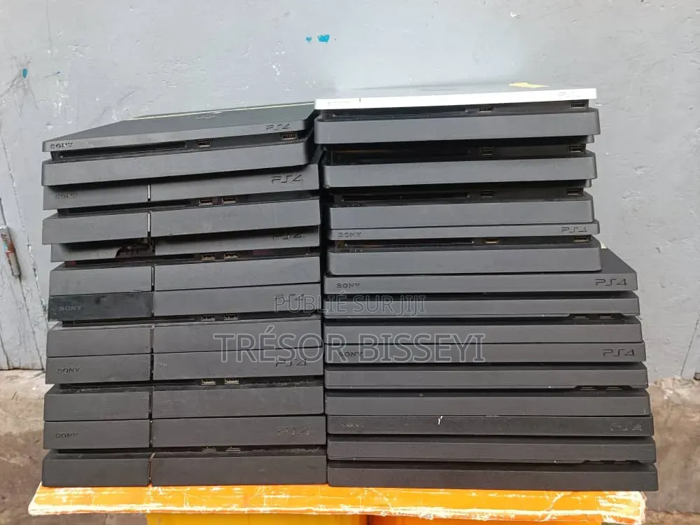 Console Ps4 Fat Ps4 Slim À Vendre en Occasion