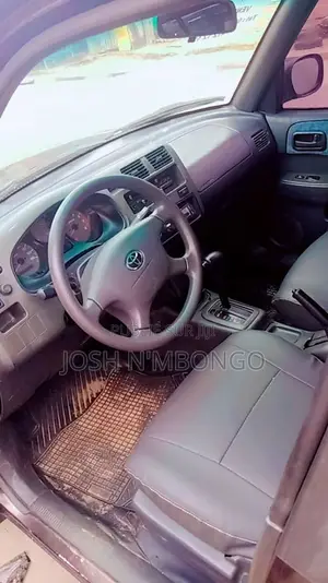 Toyota RAV4 Limited AWD (2.5L 4cyl 6A) 2017 Turquoise