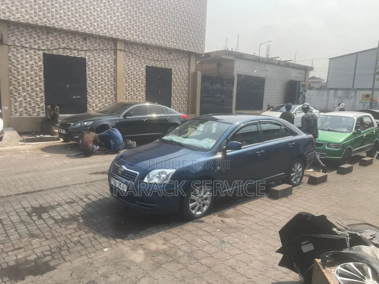 Toyota Avensis 2020 Bleu