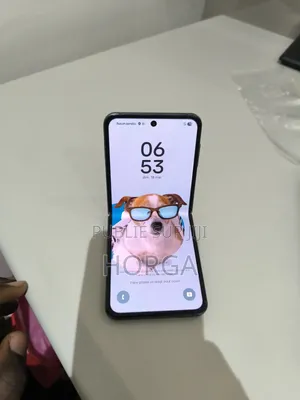 Nouveau Samsung Galaxy Z Flip 3 256 GB Doré