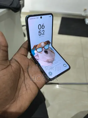 Nouveau Samsung Galaxy Z Flip 3 256 GB Doré