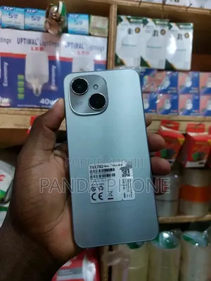 Tecno Spark 40 128 GB Bleu