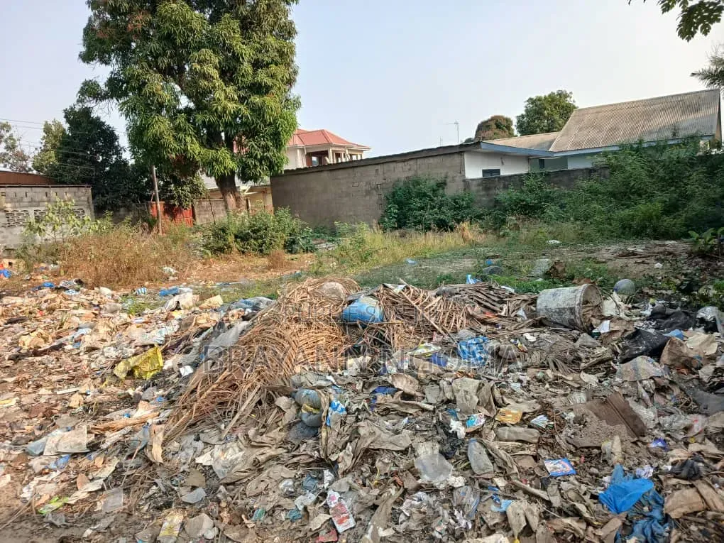 Parcelle a Vendre Quartier Songolo Zone École Primaire