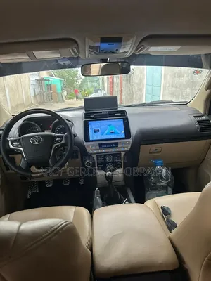 Toyota Land Cruiser 2011 Noir