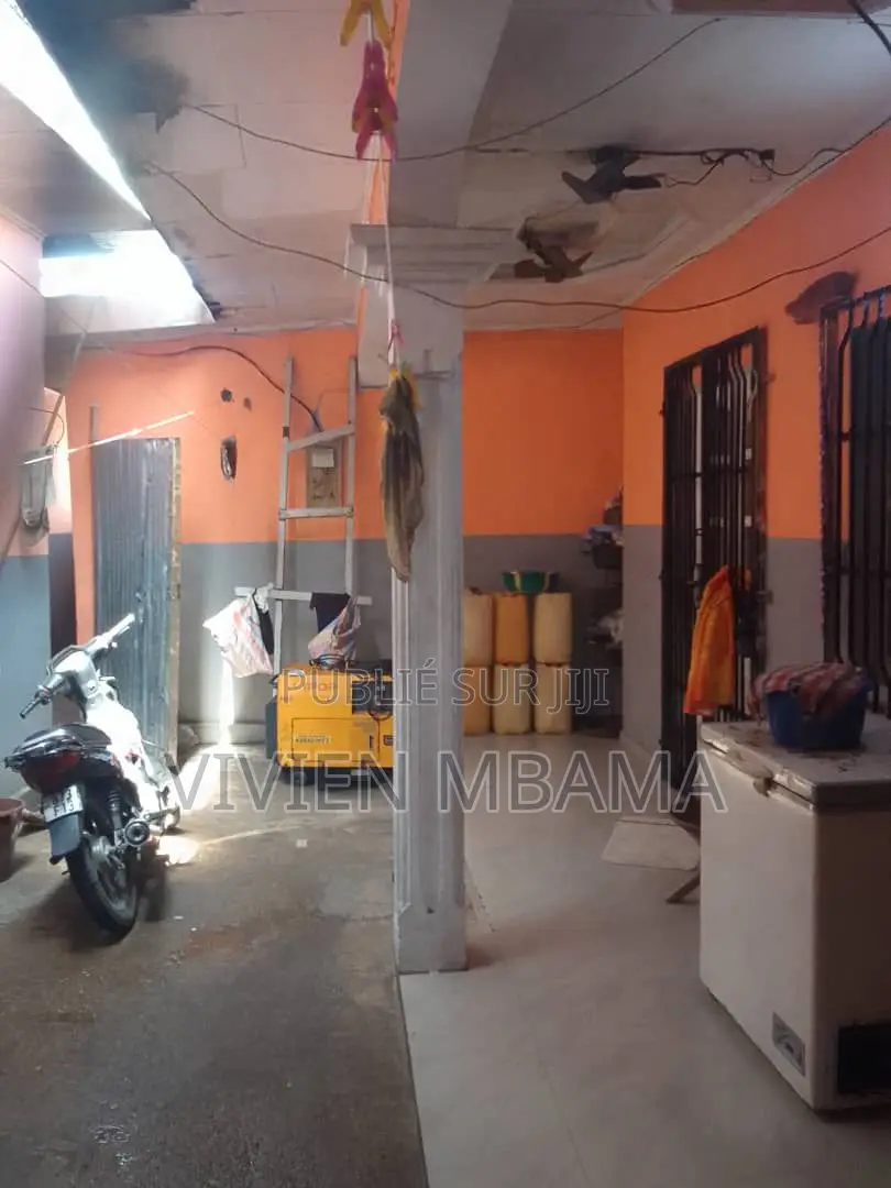 4chbre Appartement dans Tié-Tié à Vendre