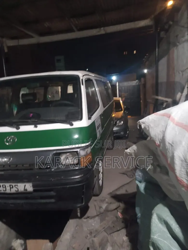 Toyota HiAce 2020 Vert