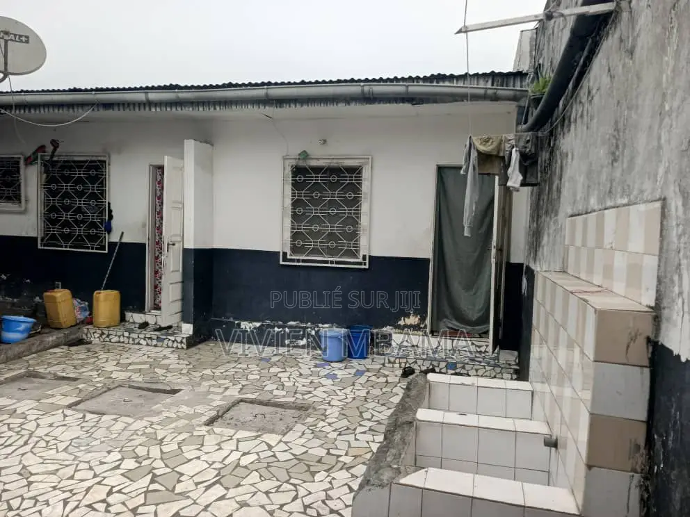 3chbre Appartement dans Tié-Tié à Vendre