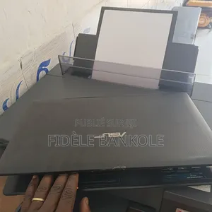 Ordinateur portable Asus X54L 4GB Intel Pentium HDD 500GB