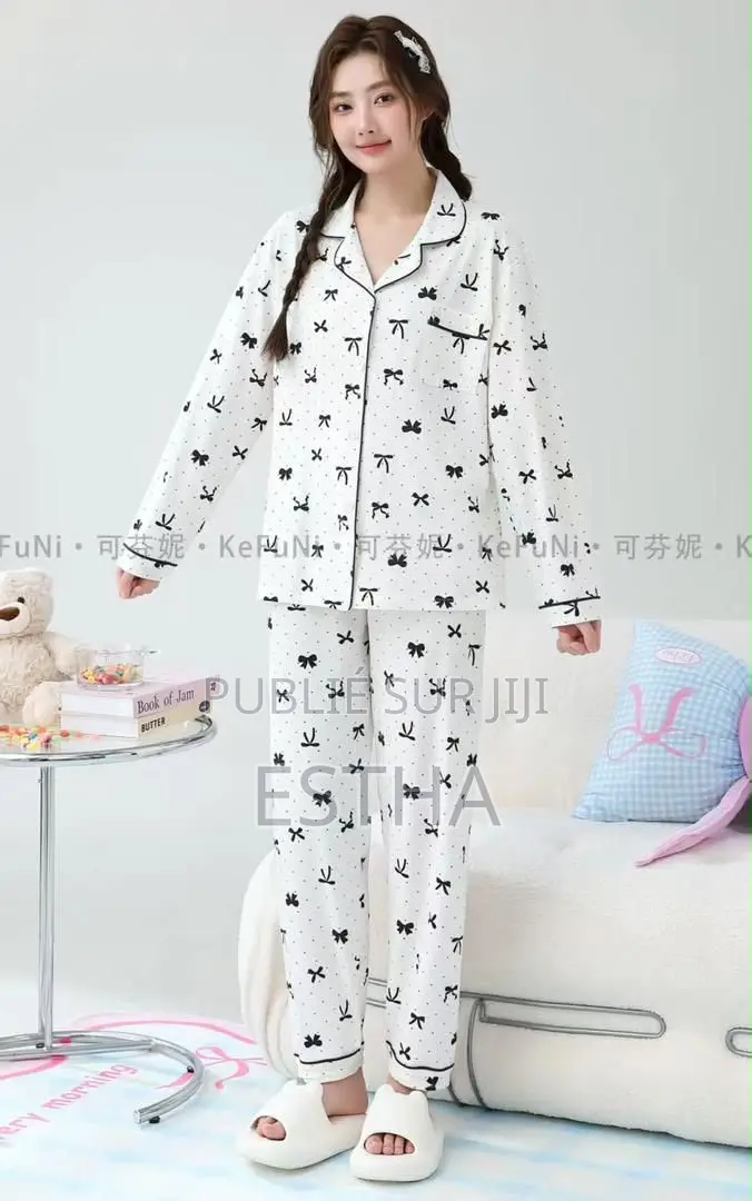 Débardeurs, Caleçons(Homme)/ Lingeries, Pyjamas (Femme)