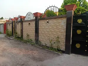 3chbre Villa dans Djiri à Louer