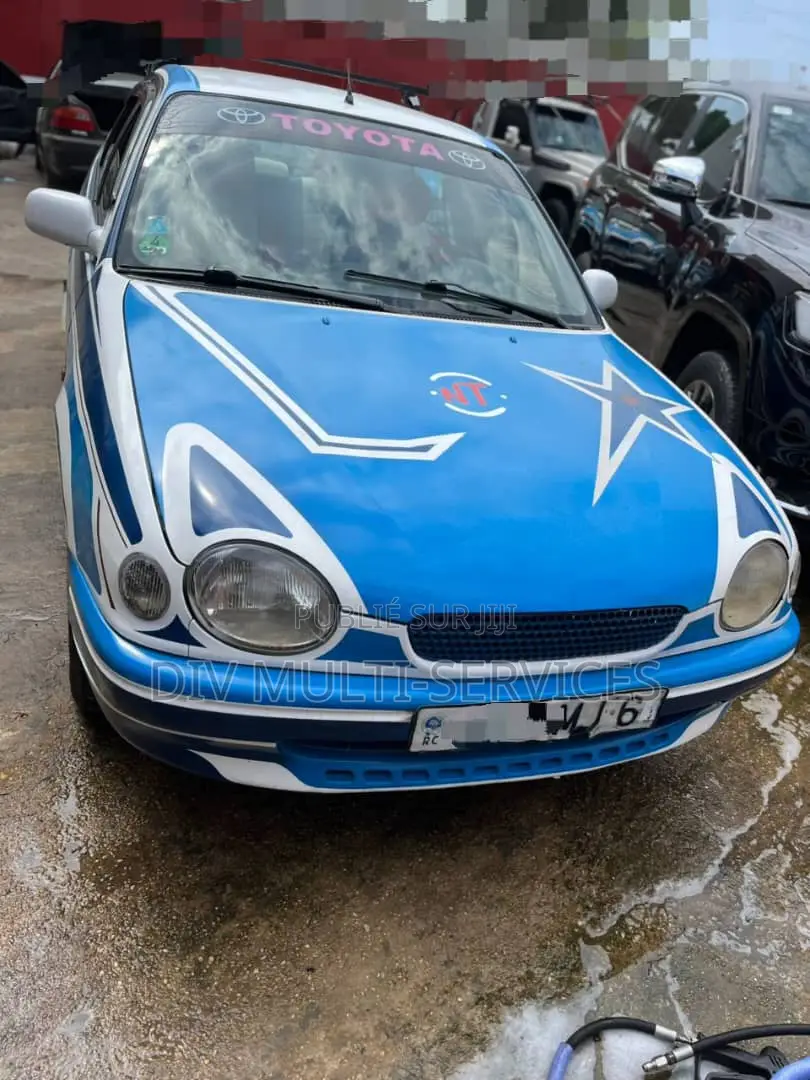 Toyota Corolla 1998 Blue