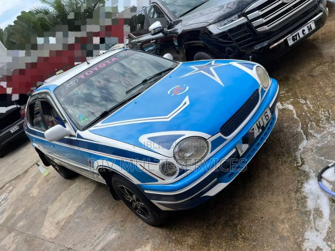 Toyota Corolla 1998 Blue