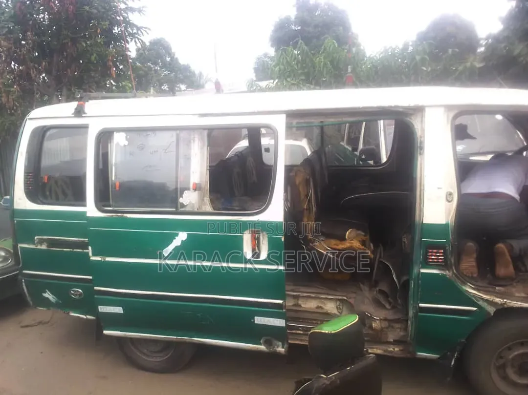 Toyota HiAce 2020 Vert