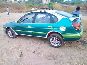 Toyota Corolla 2023 Vert