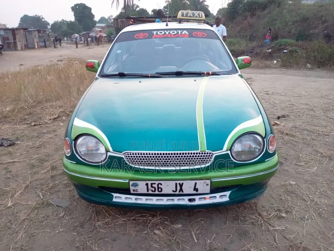 Toyota Corolla 2023 Vert