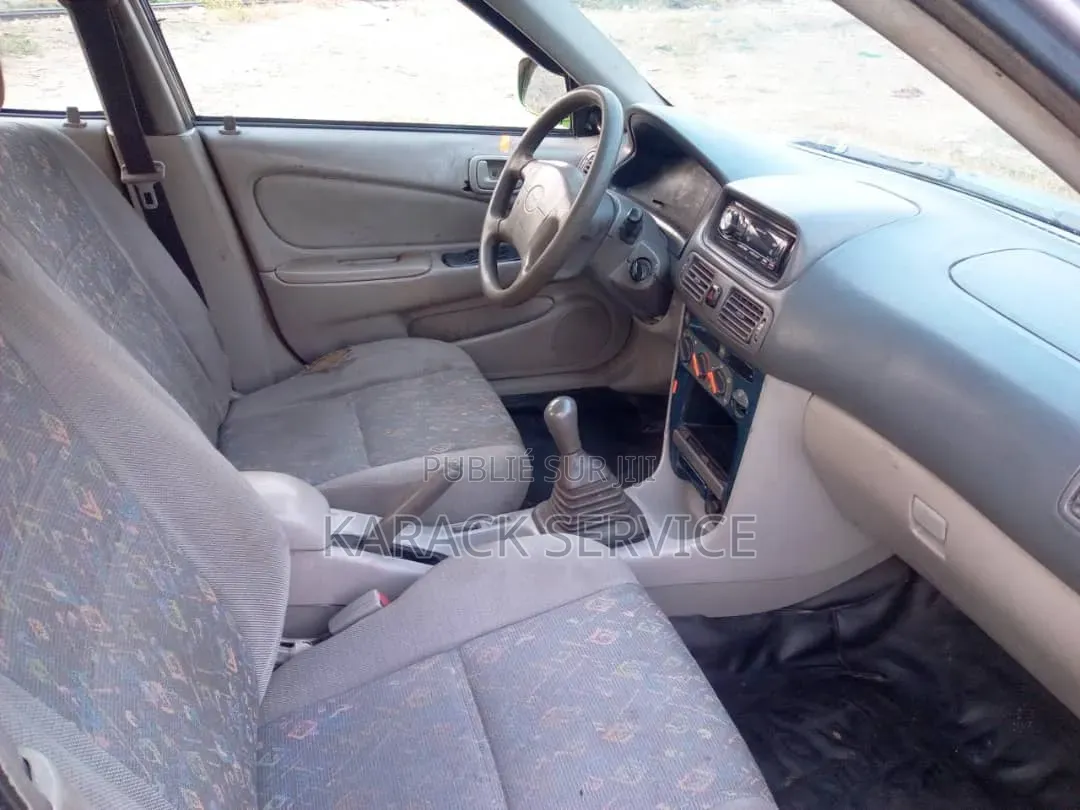 Toyota Corolla 2023 Vert
