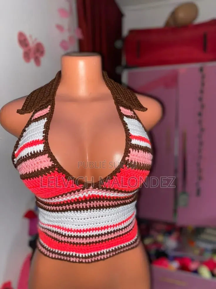 Haut en Crochet