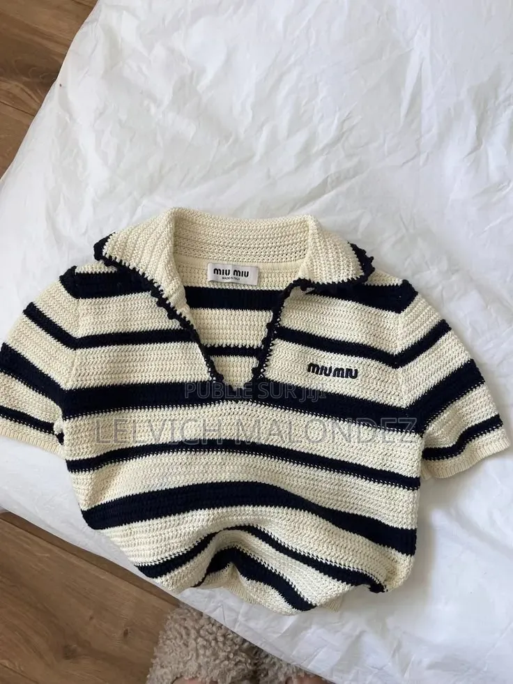 Haut en Crochet
