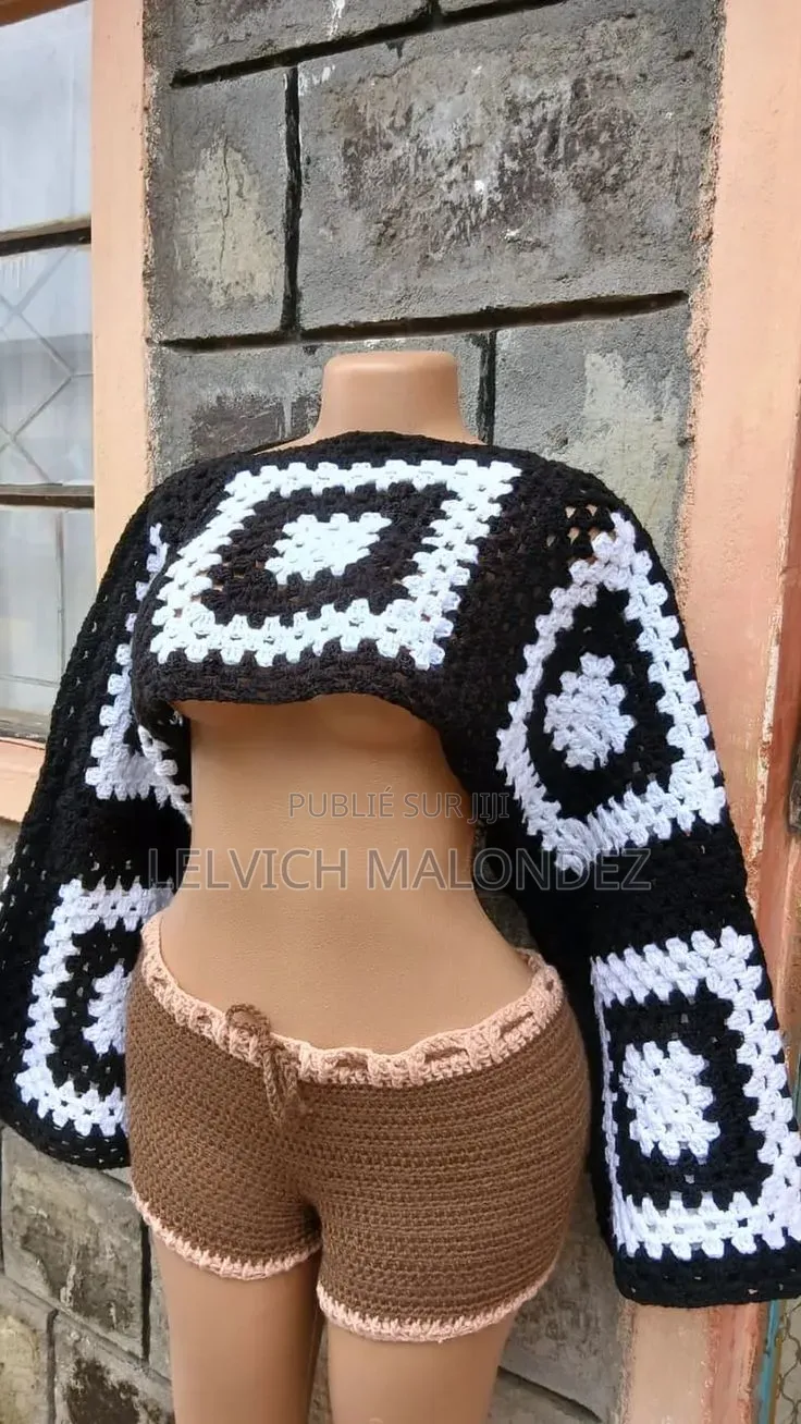 Haut en Crochet