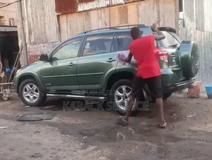 Toyota RAV4 2021 Vert