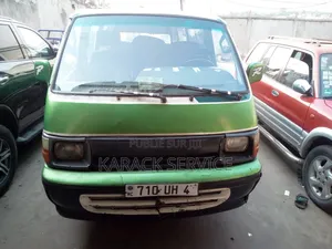 Toyota HiAce 2018 Vert