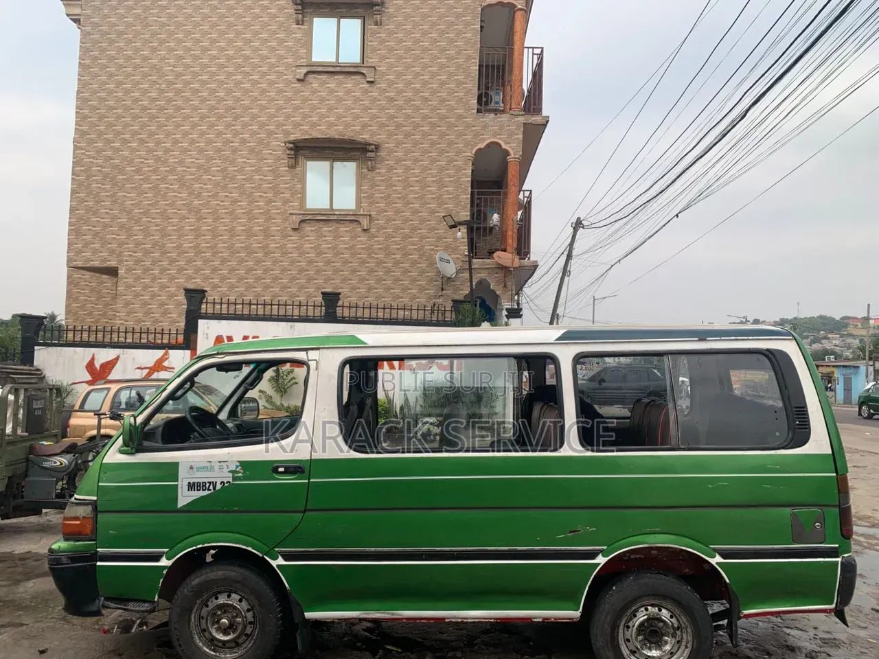 Toyota HiAce 2018 Vert