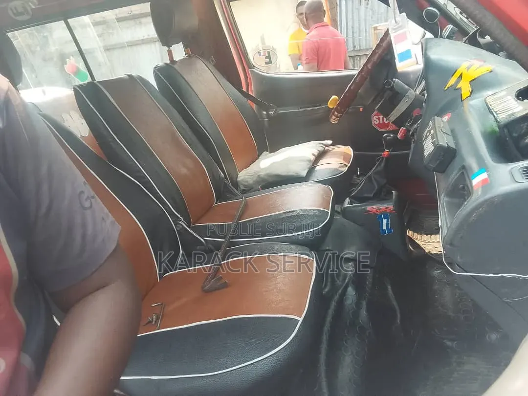 Toyota HiAce 2021 Vert