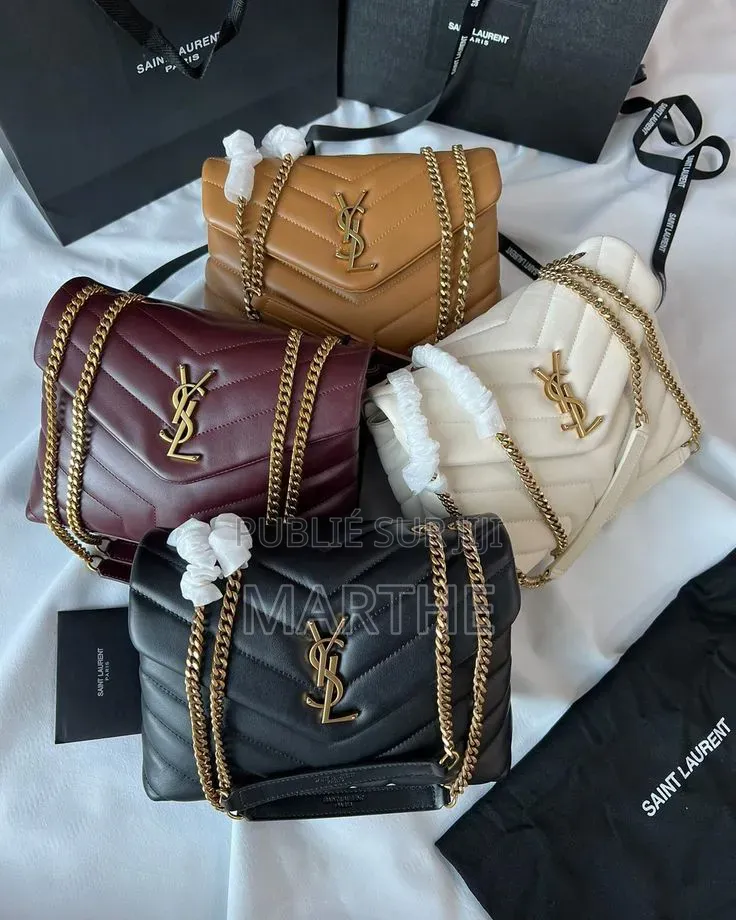Dans Le Carton Ysl