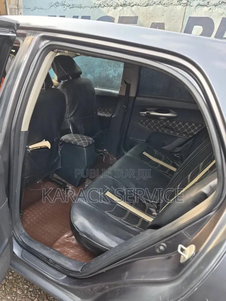 Toyota Auris 2019 Noir