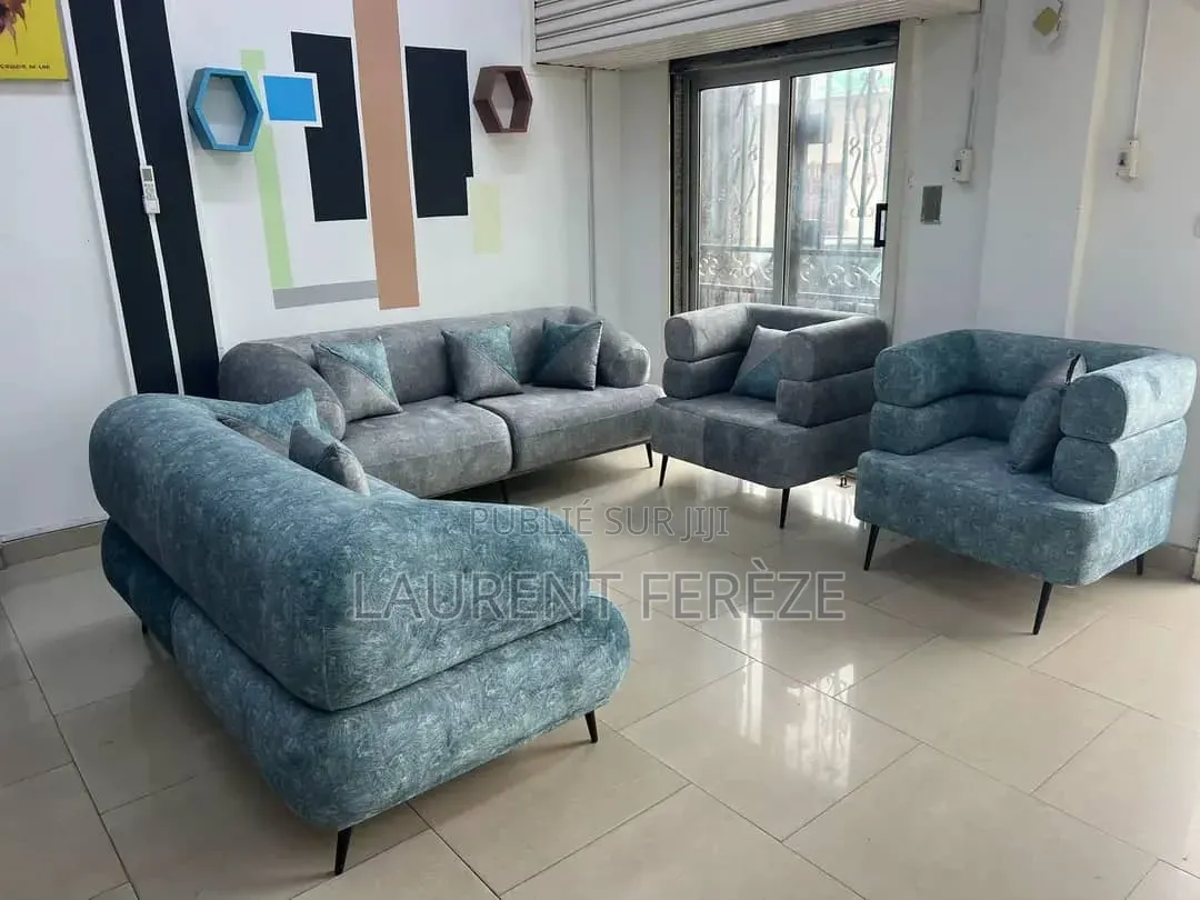Des Fauteuils Modernes
