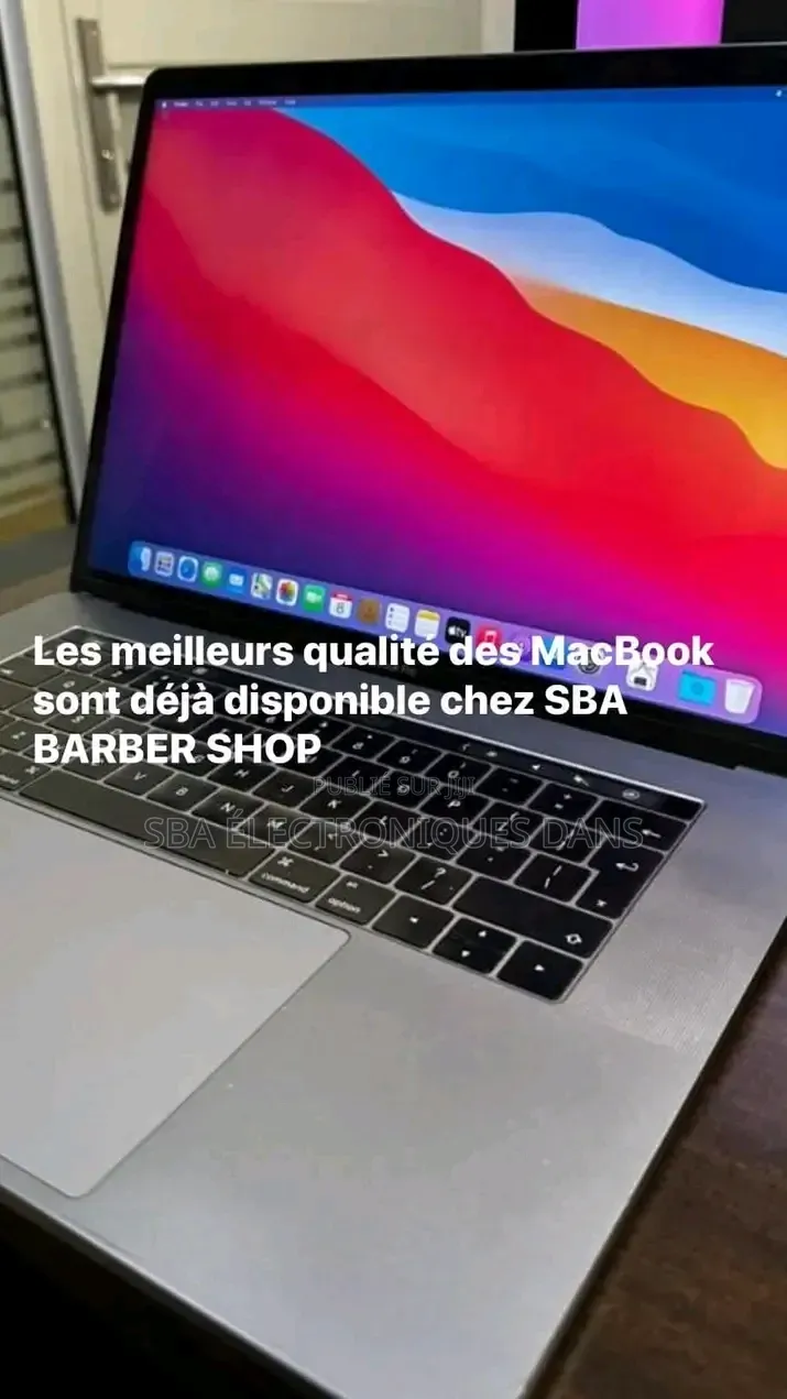 Ordinateur portable Apple MacBook 2017 16GB Intel Core i7 HDD 512GB
