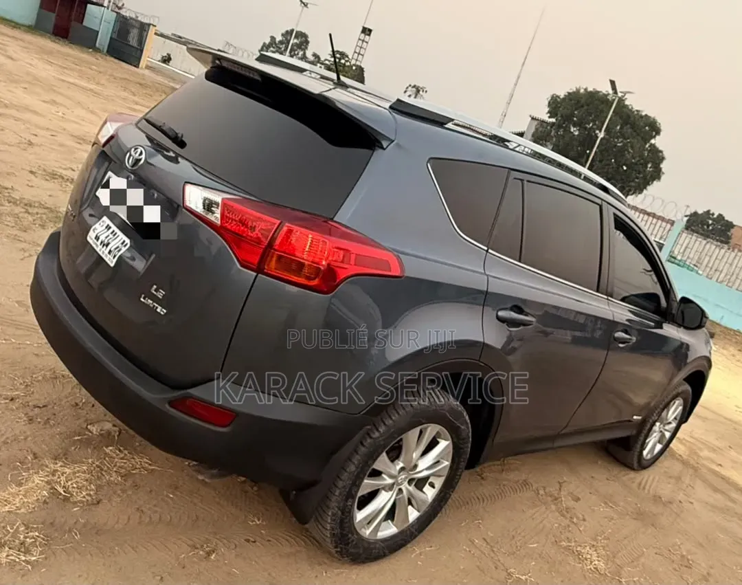 Toyota RAV4 2015 Noir