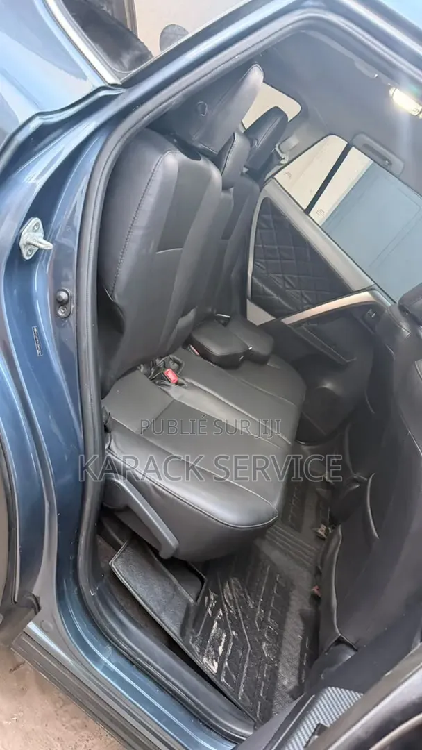 Toyota RAV4 2015 Noir